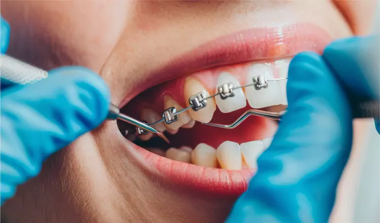 The Downtown Dentists logo
